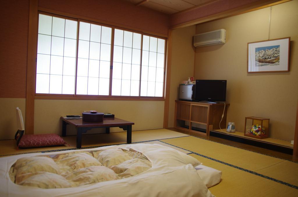 Konji Ryokan Hotell Takayama  Rom bilde