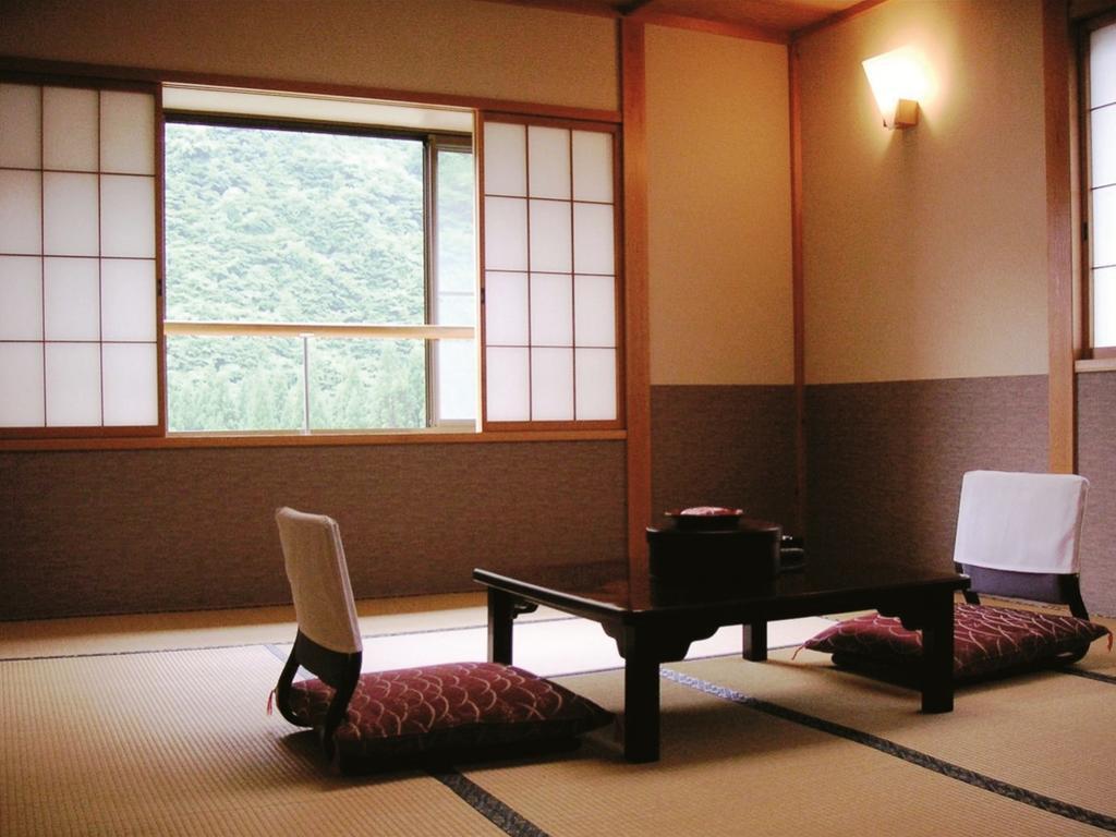 Konji Ryokan Hotell Takayama  Eksteriør bilde